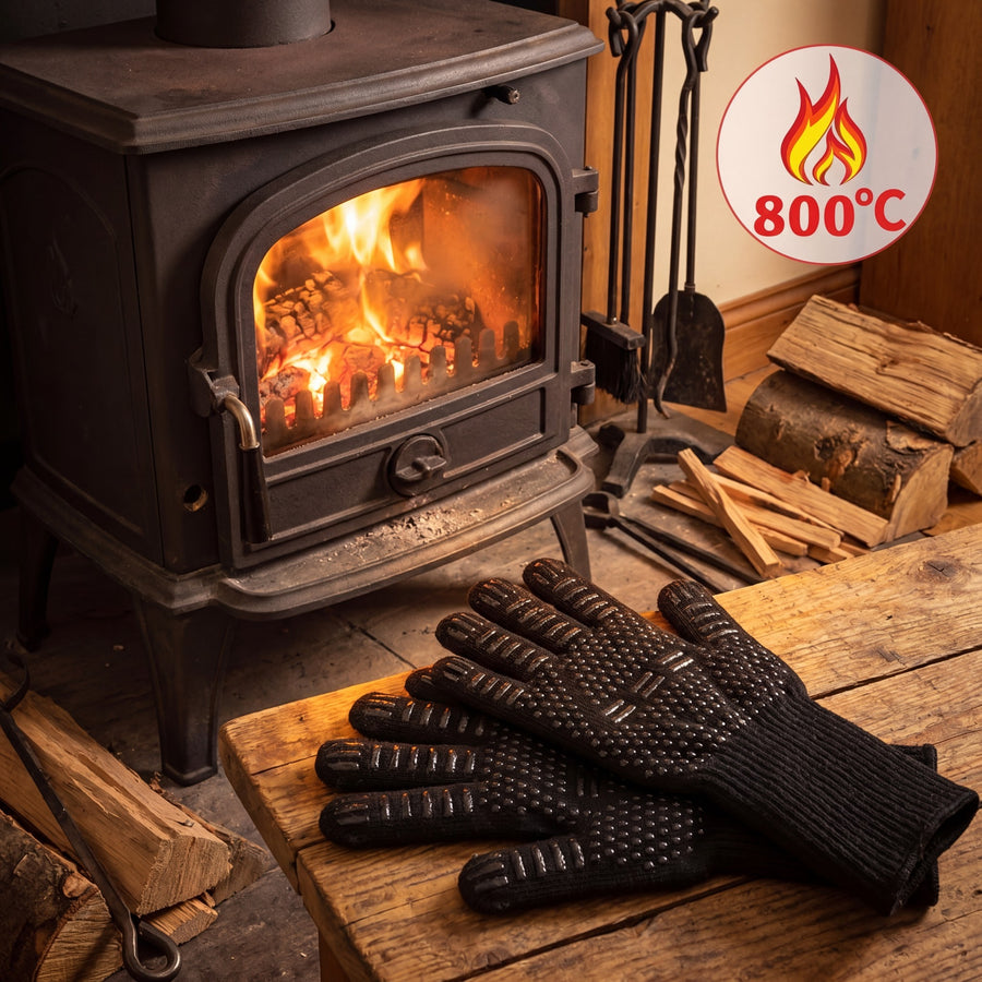 Heat resistant fireplace and stove gloves